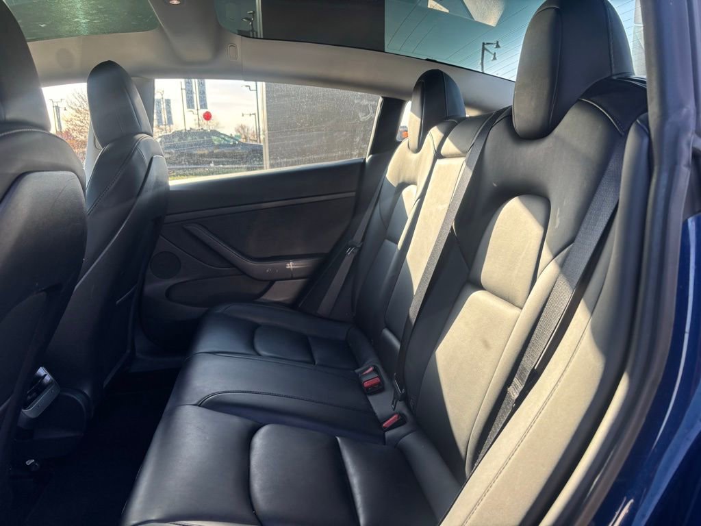 Used 2022 Tesla Model 3 Long Range AWD/4WD image 6