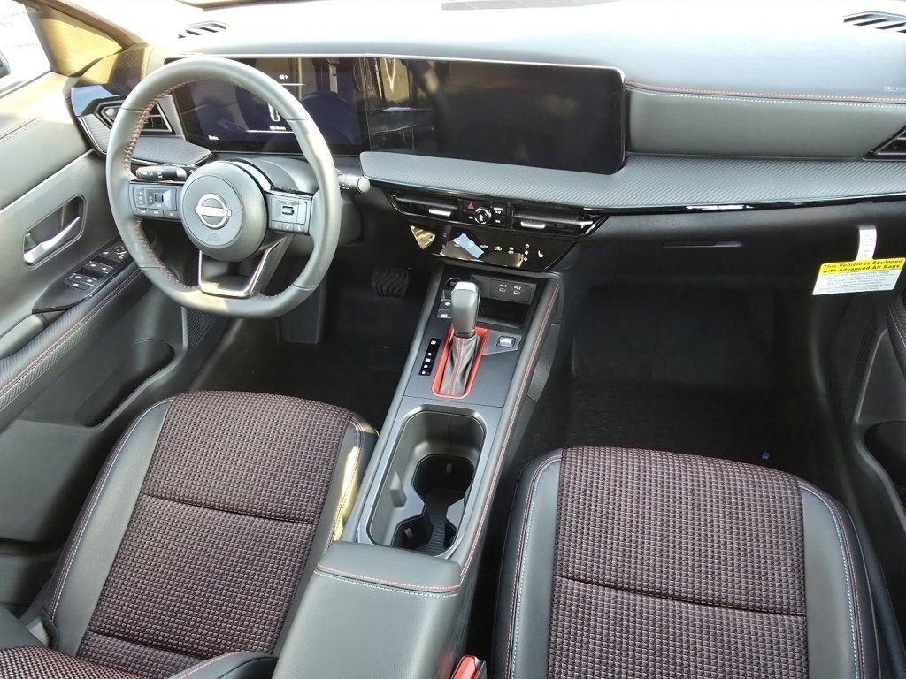 New 2026 Nissan Kicks SR w/ Cold Weather Package AWD/4WD image 13