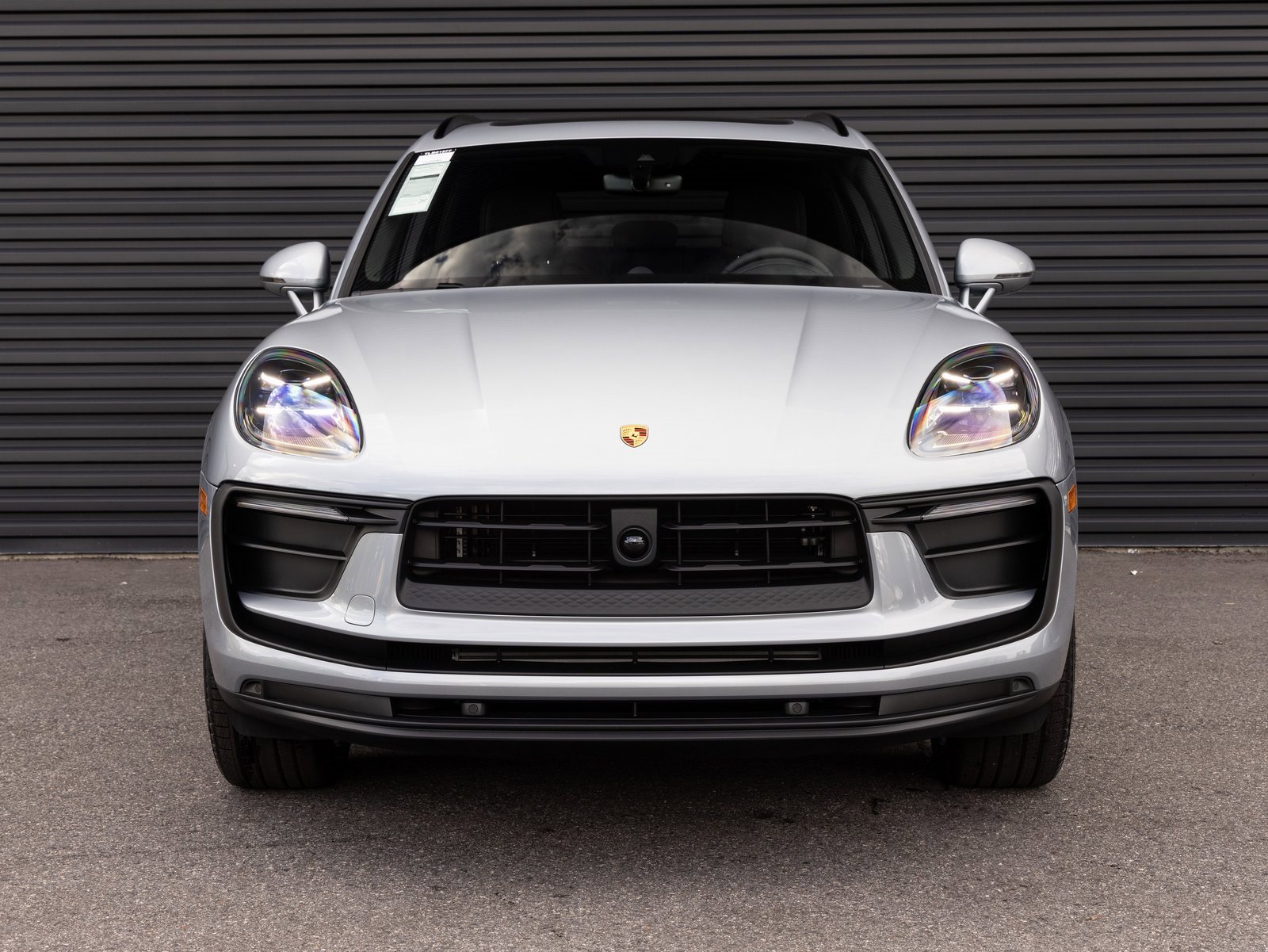 Certified 2026 Porsche Macan image 7