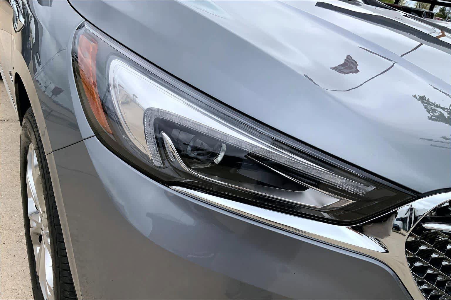 Used 2020 Buick Enclave Avenir w/ Avenir Technology Package image 27