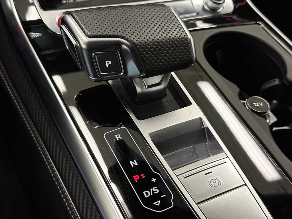 Used 2025 Audi SQ7 Prestige w/ Prestige Package image 31