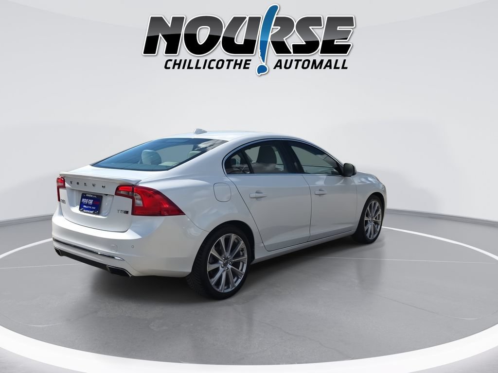 Used 2018 Volvo S60 T5 Inscription Platinum w/ Climate Package AWD/4WD image 8