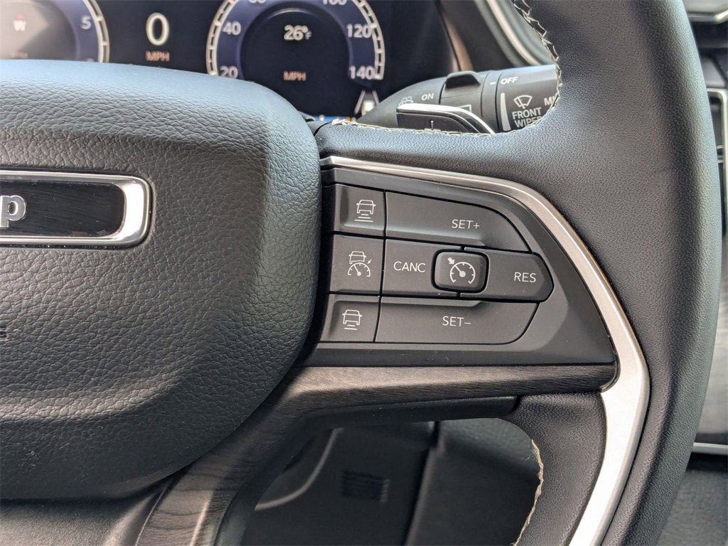 Used 2024 Jeep Grand Cherokee L Limited w/ Luxury Tech Group II image 20