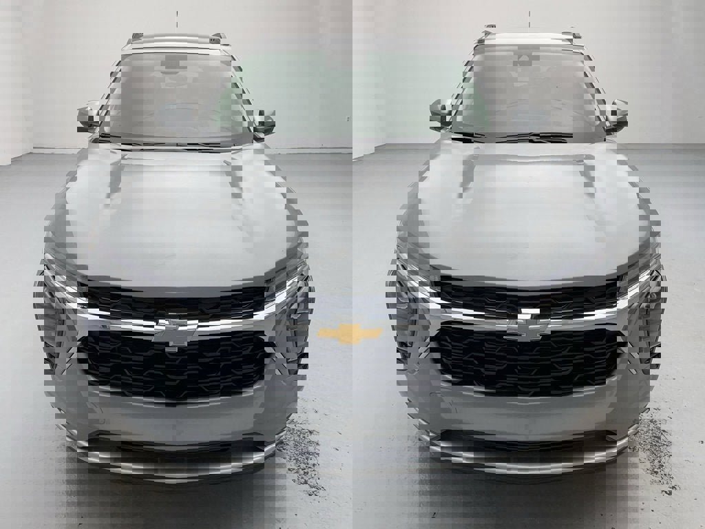 New 2026 Chevrolet Trax LT w/ Driver Confidence Package image 4