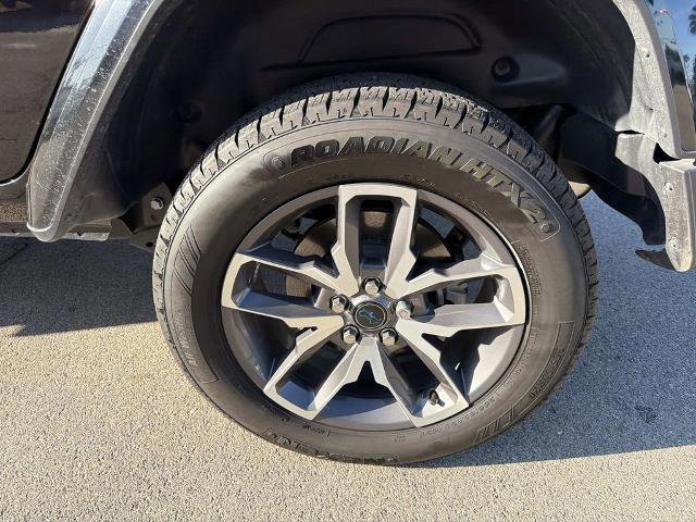 Used 2024 Jeep Wrangler Unlimited image 7