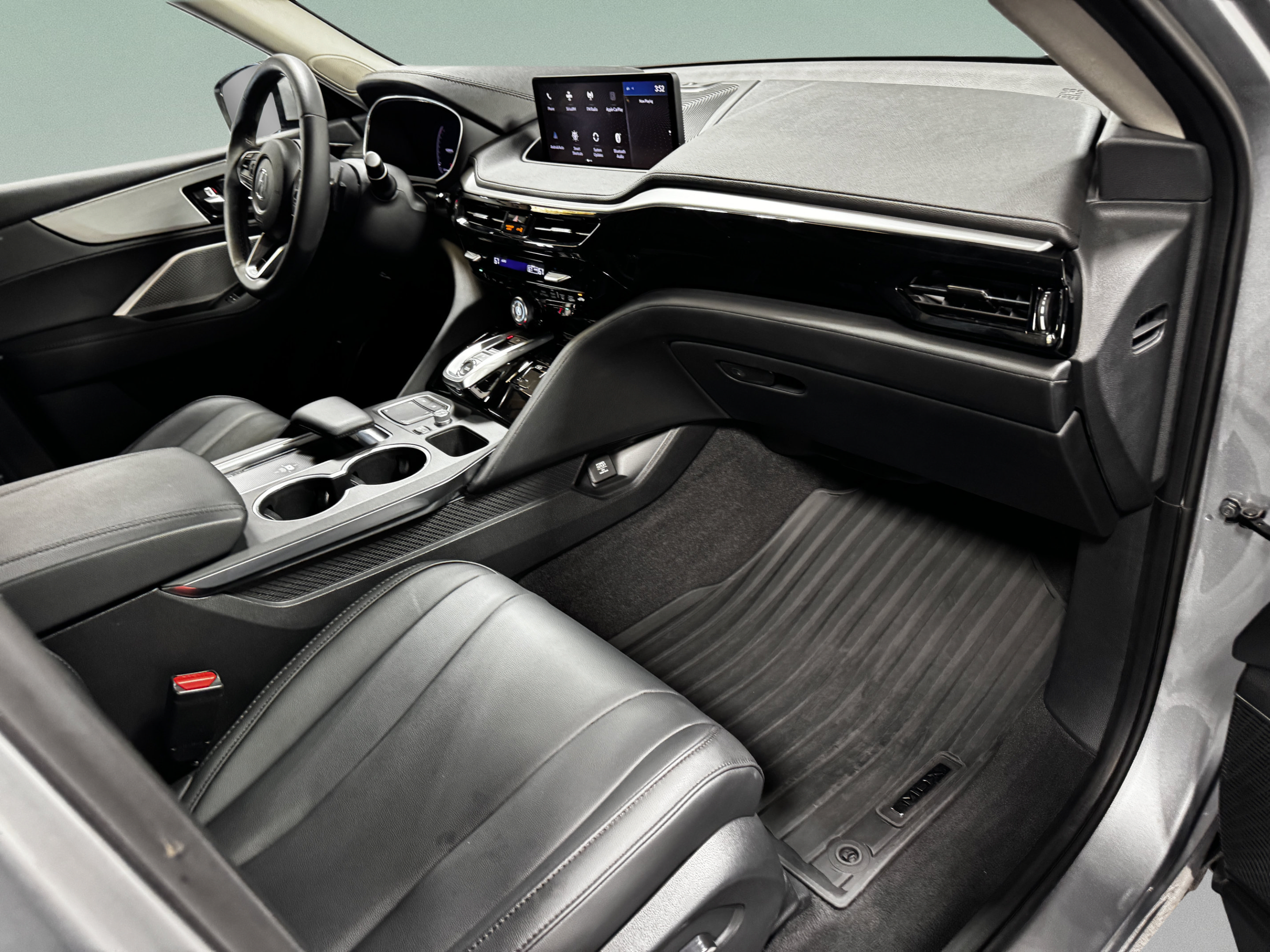 Certified 2024 Acura MDX FWD image 11