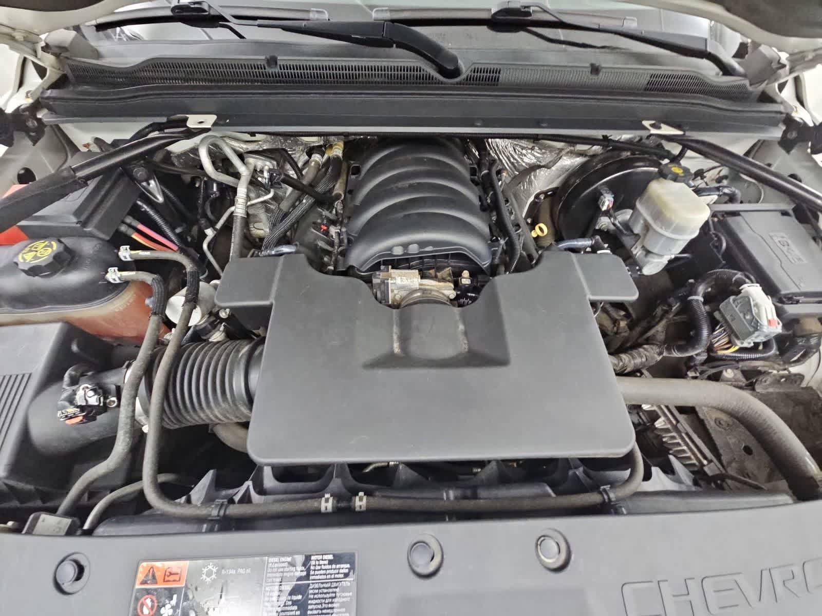 Used 2015 Chevrolet Suburban LTZ AWD/4WD image 14