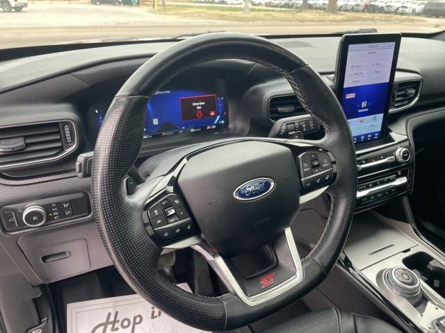 Used 2021 Ford Explorer ST image 12
