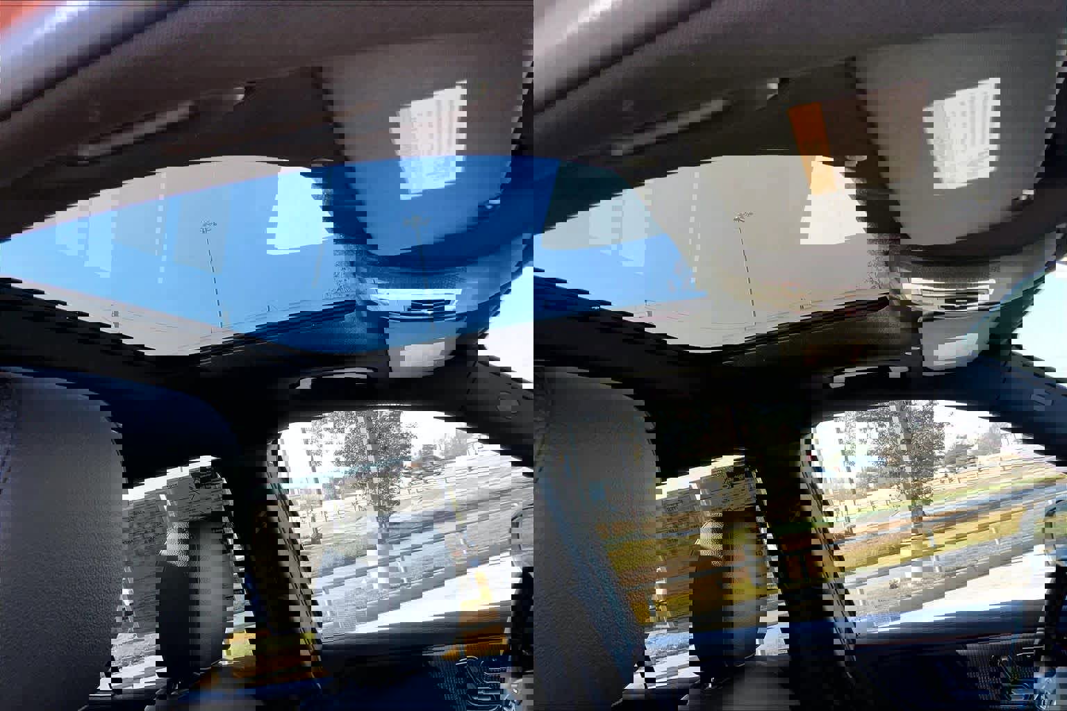 Used 2022 Mercedes-Benz GLB 250 4MATIC image 13