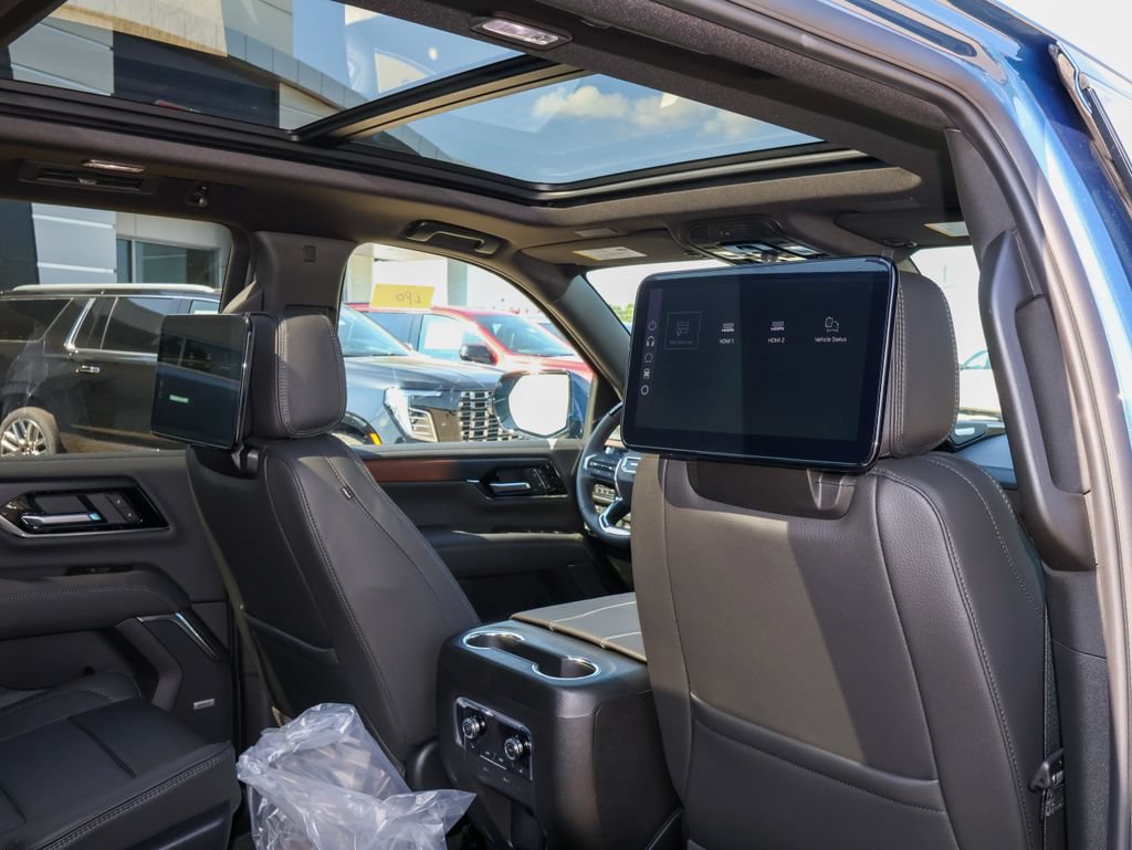 New 2026 GMC Yukon XL Denali w/ Denali Reserve Package AWD/4WD image 42