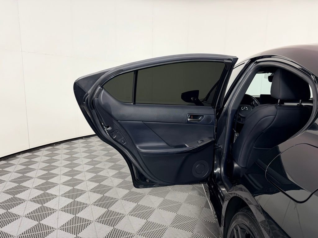 Used 2024 Lexus IS 500 image 28