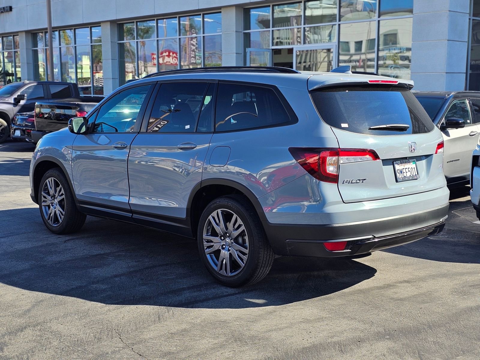 Used 2022 Honda Pilot Sport image 5