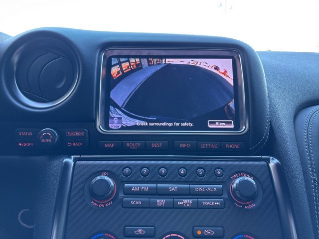 Used 2015 Nissan GT-R Premium image 21