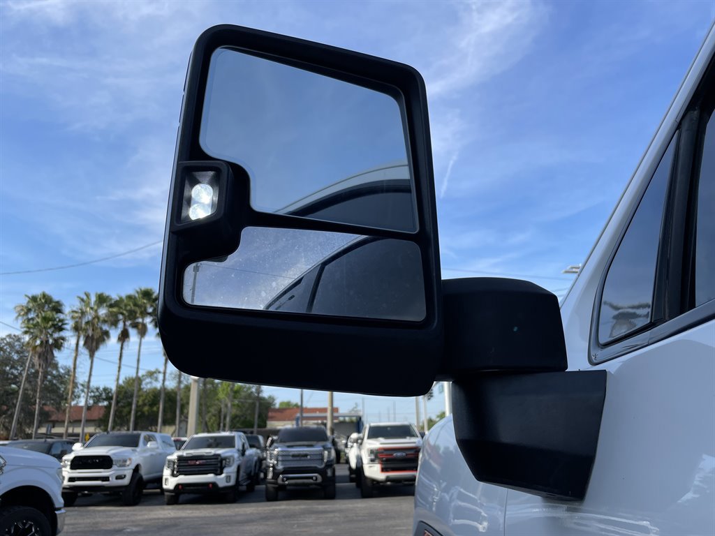 Used 2022 GMC Sierra 2500 AT4 image 36