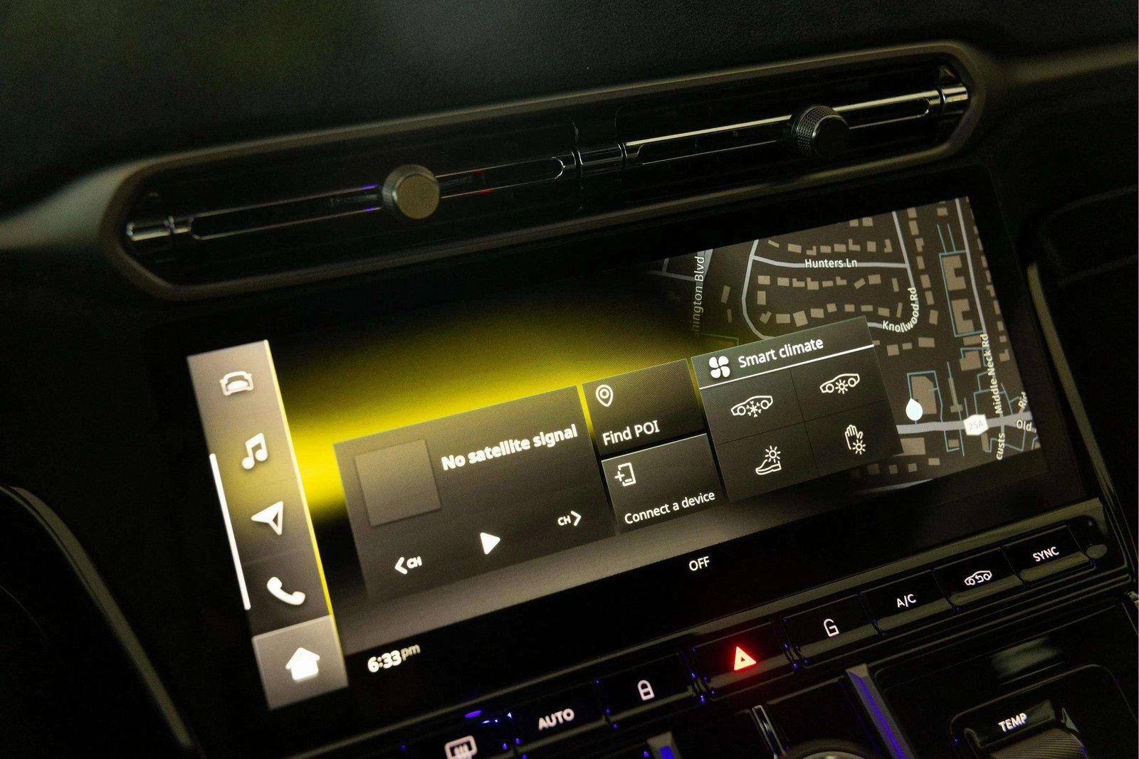 New 2026 Aston Martin V8 Vantage Coupe RWD image 39