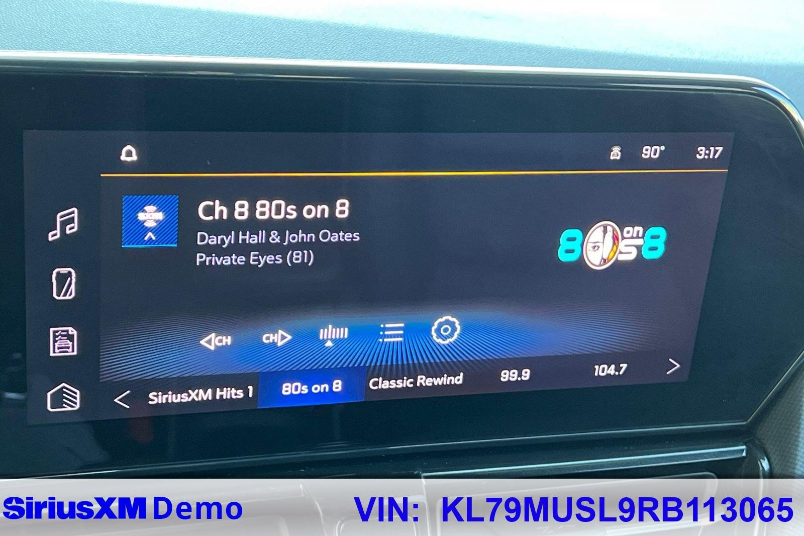 Used 2024 Chevrolet TrailBlazer RS w/ Driver Confidence Package image 24