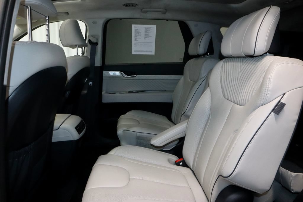 Used 2025 Hyundai Palisade Calligraphy AWD/4WD image 24