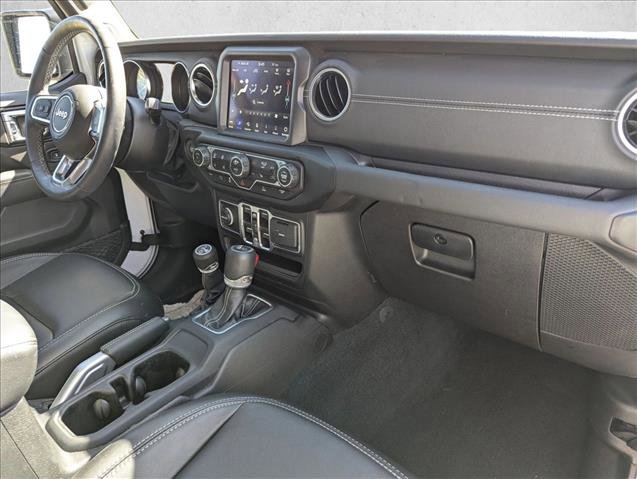 Used 2022 Jeep Wrangler Unlimited Sahara w/ Cold Weather Group AWD/4WD image 22