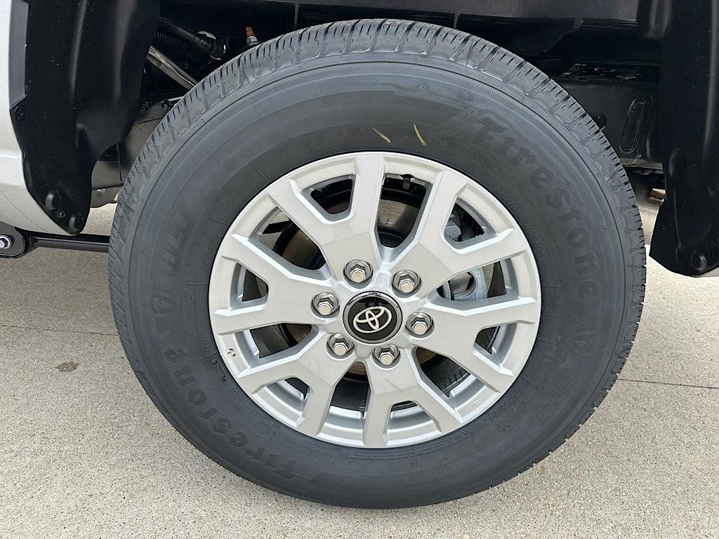 New 2026 Toyota Tacoma SR5 AWD/4WD image 16