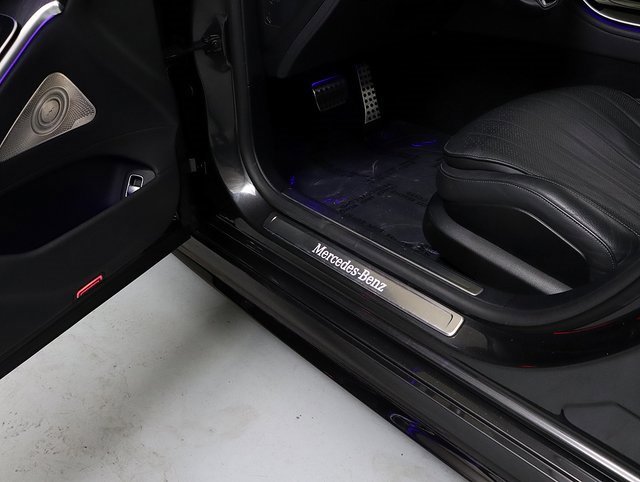 Certified 2022 Mercedes-Benz S 500 S 500 w/ AMG Line Package image 28