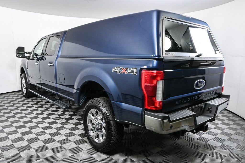 Used 2019 Ford F350 Lariat w/ Lariat Ultimate Package video 3