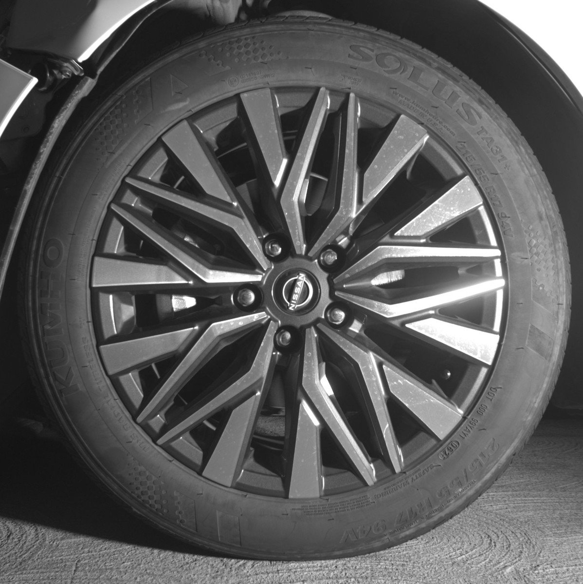 Used 2025 Nissan Altima 2.5 SV image 12