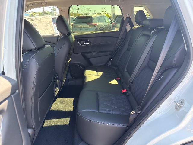 New 2026 Nissan Rogue Platinum AWD/4WD image 14
