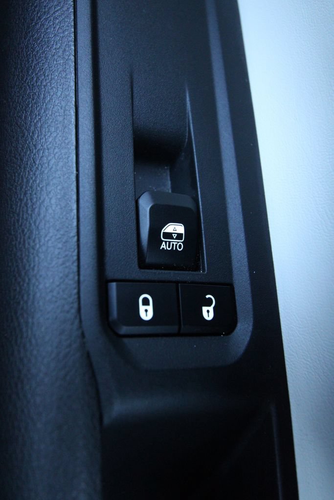 Used 2025 Jeep Compass Limited AWD/4WD image 24