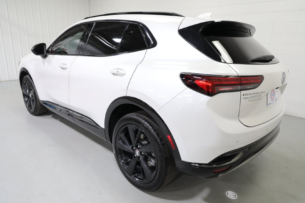Certified 2023 Buick Envision Essence w/ Sport Touring Package AWD/4WD image 4
