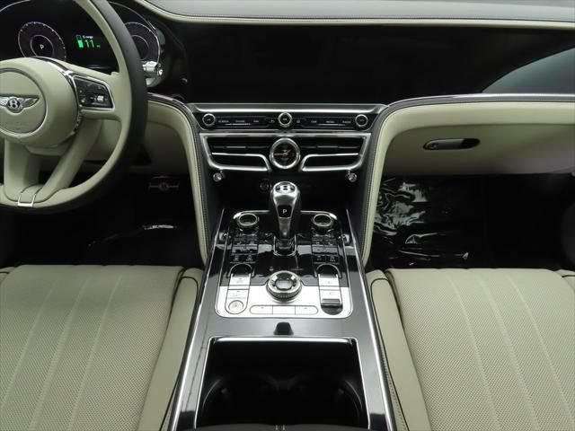 Used 2025 Bentley Flying Spur Plug-In Hybrid AWD/4WD image 13