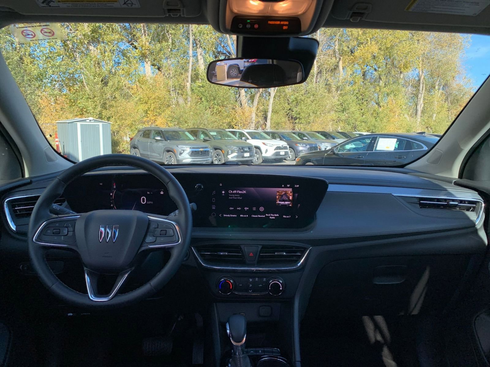 Used 2025 Buick Encore GX Preferred image 31