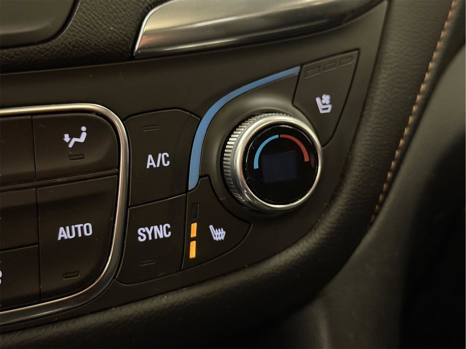 Certified 2021 Chevrolet Equinox Premier image 41