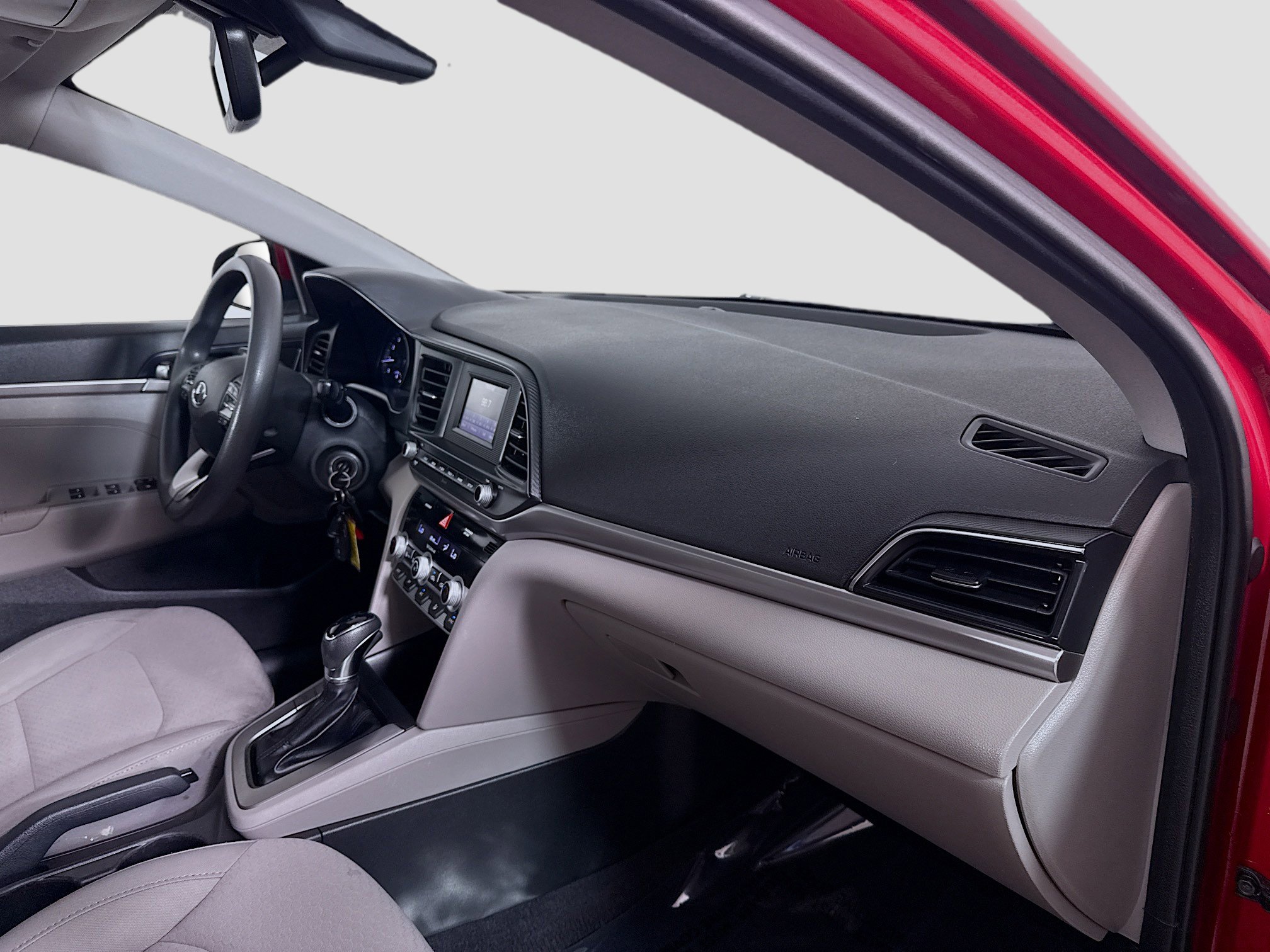 Used 2020 Hyundai Elantra SE image 29