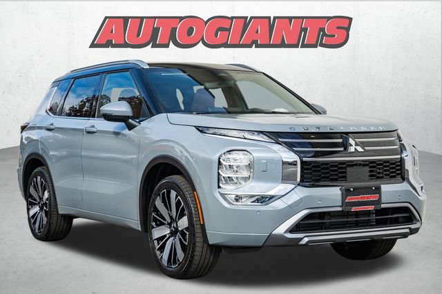 New 2025 Mitsubishi Outlander SEL