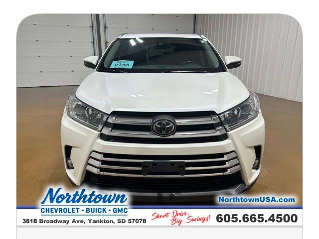 Used 2018 Toyota Highlander Limited image 9
