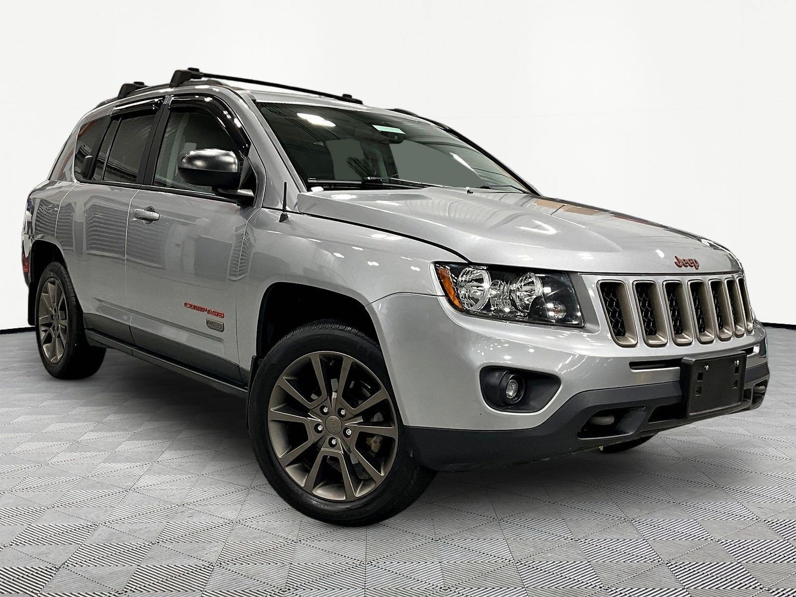 Used 2016 Jeep Compass 75th Anniversary w/ Power Value Group AWD/4WD image 3