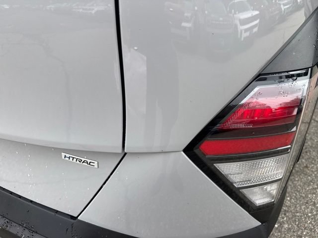 Used 2024 Hyundai Kona SEL AWD/4WD image 28