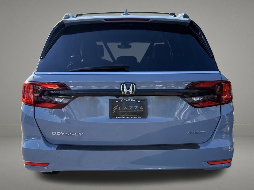 Used 2023 Honda Odyssey Sport image 4