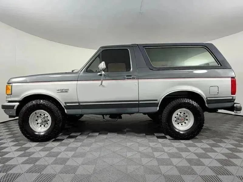 Used 1990 Ford Bronco AWD/4WD image 5