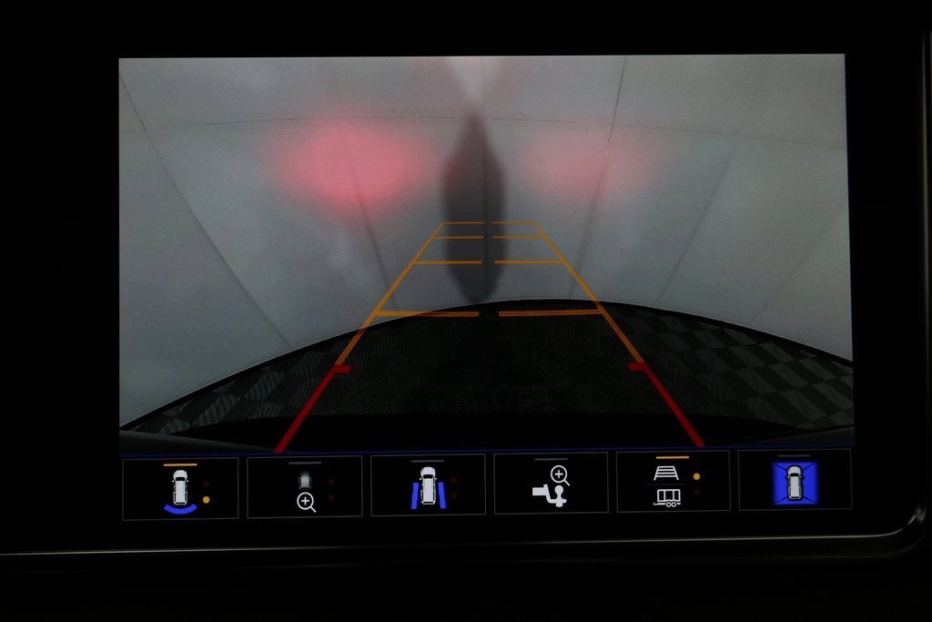 Used 2024 GMC Yukon Denali w/ Max Trailering Package image 26