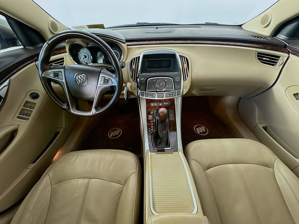 Used 2011 Buick LaCrosse CXL FWD image 10