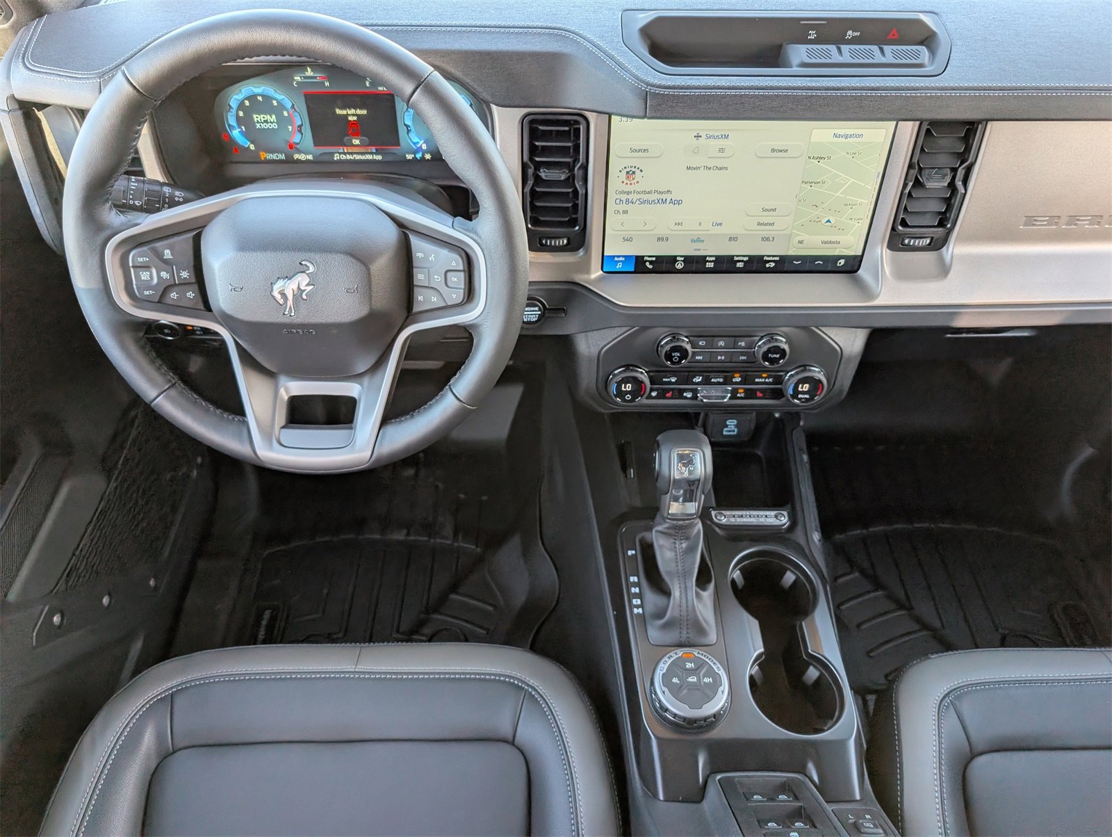 New 2025 Ford Bronco Outer Banks image 6