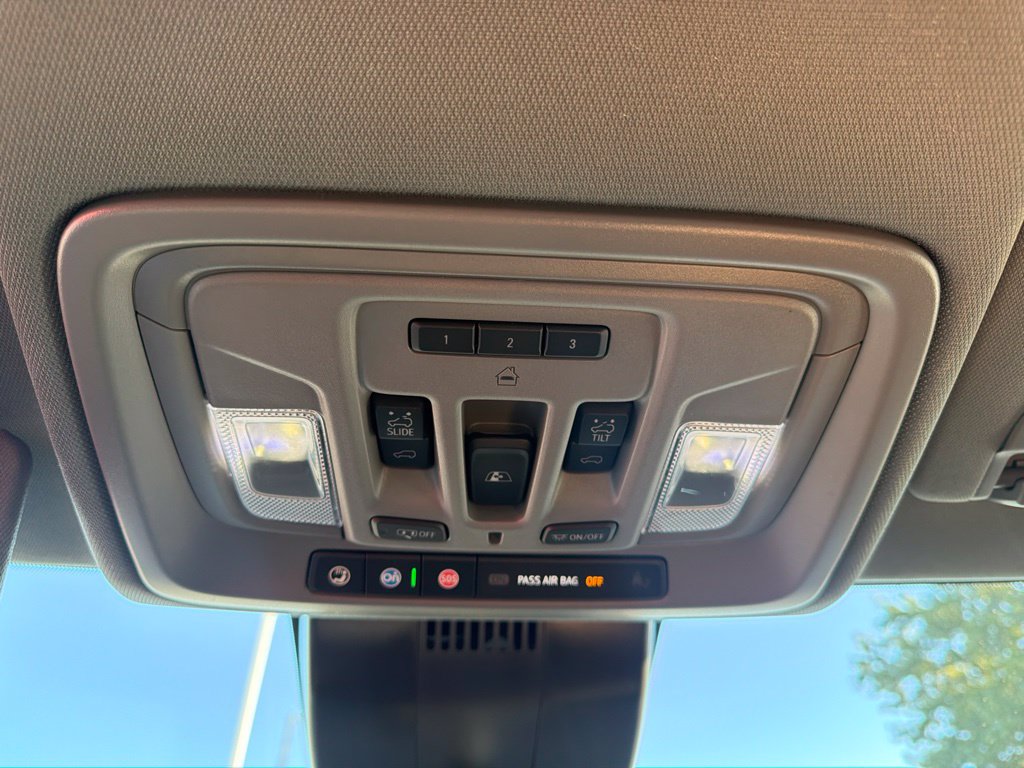 Used 2025 Chevrolet Silverado 1500 LT Trail Boss w/ Convenience Package II AWD/4WD image 32