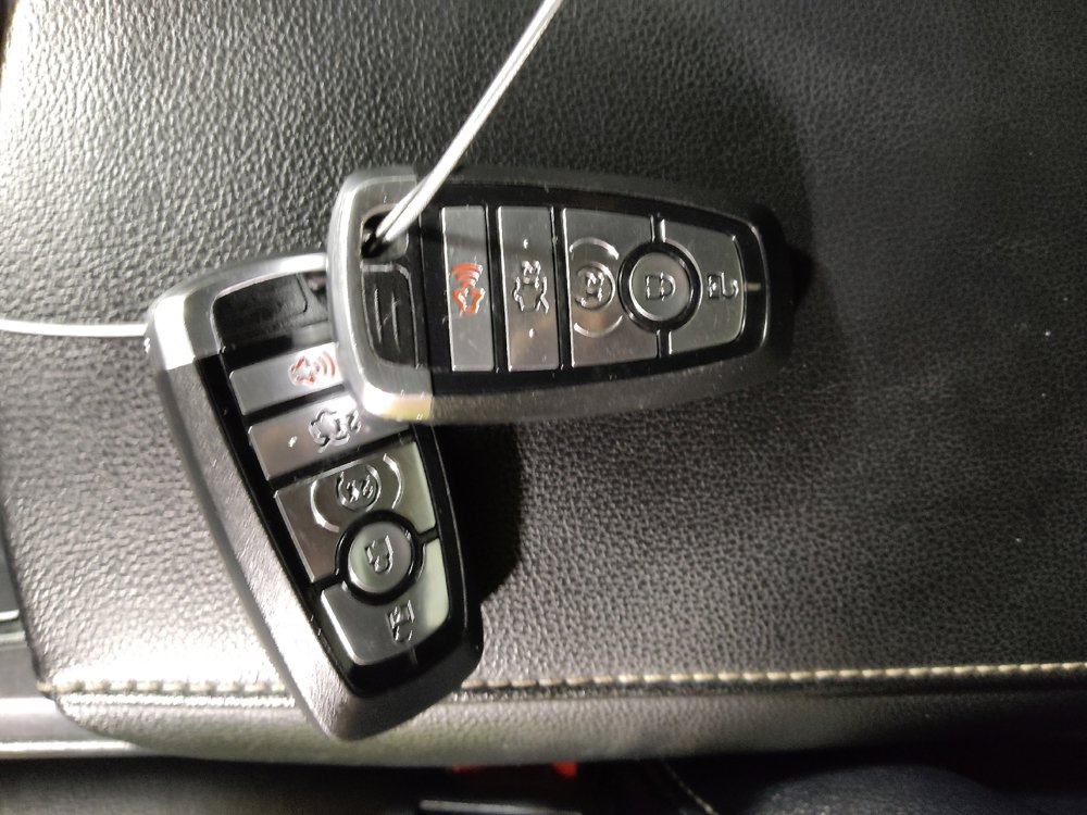 Used 2020 Ford Fusion SEL FWD image 32