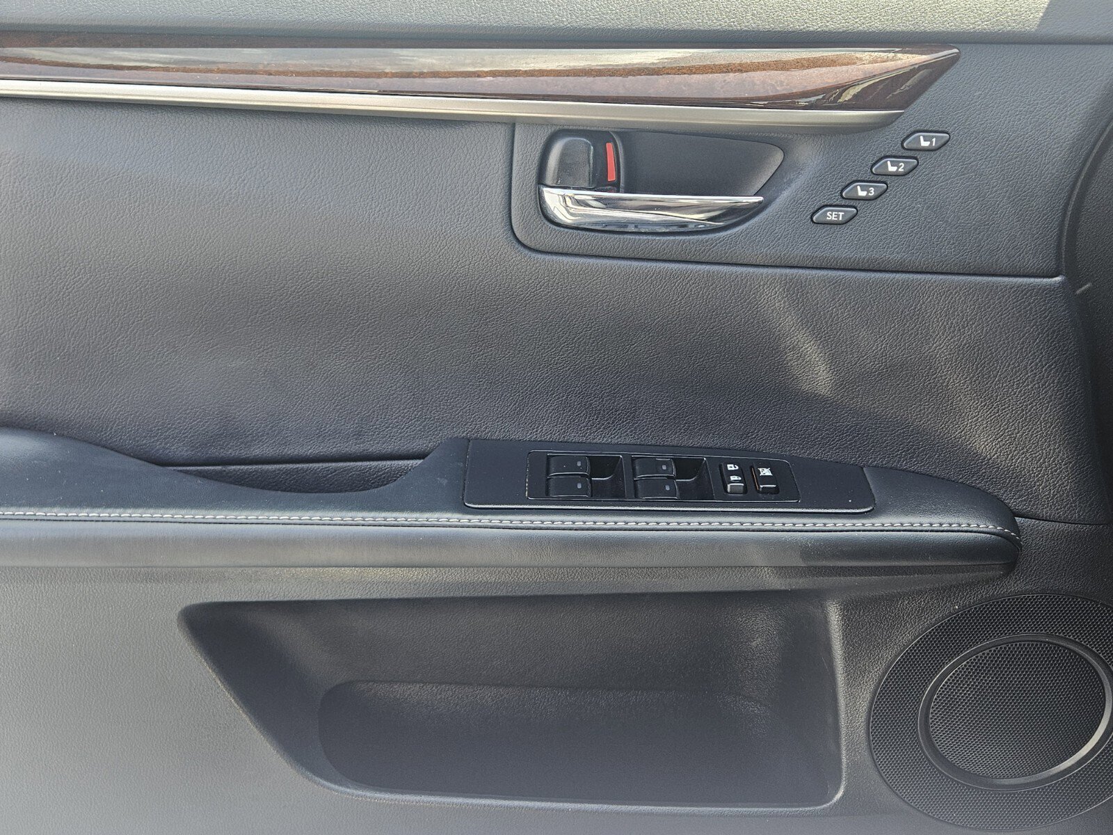 Used 2014 Lexus ES 350 w/ Premium Package FWD image 30