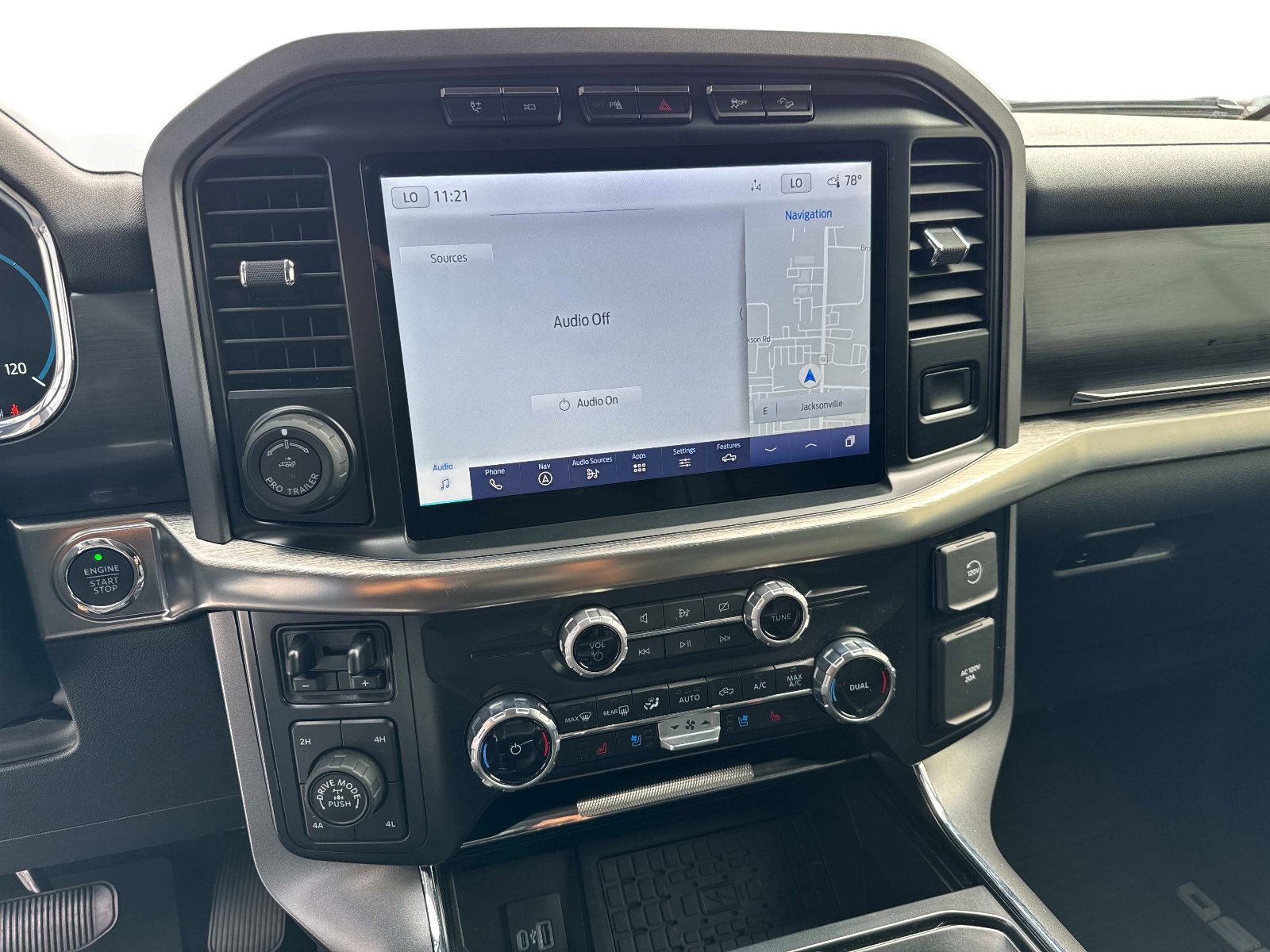 Used 2023 Ford F150 Lariat w/ Equipment Group 502A High image 24