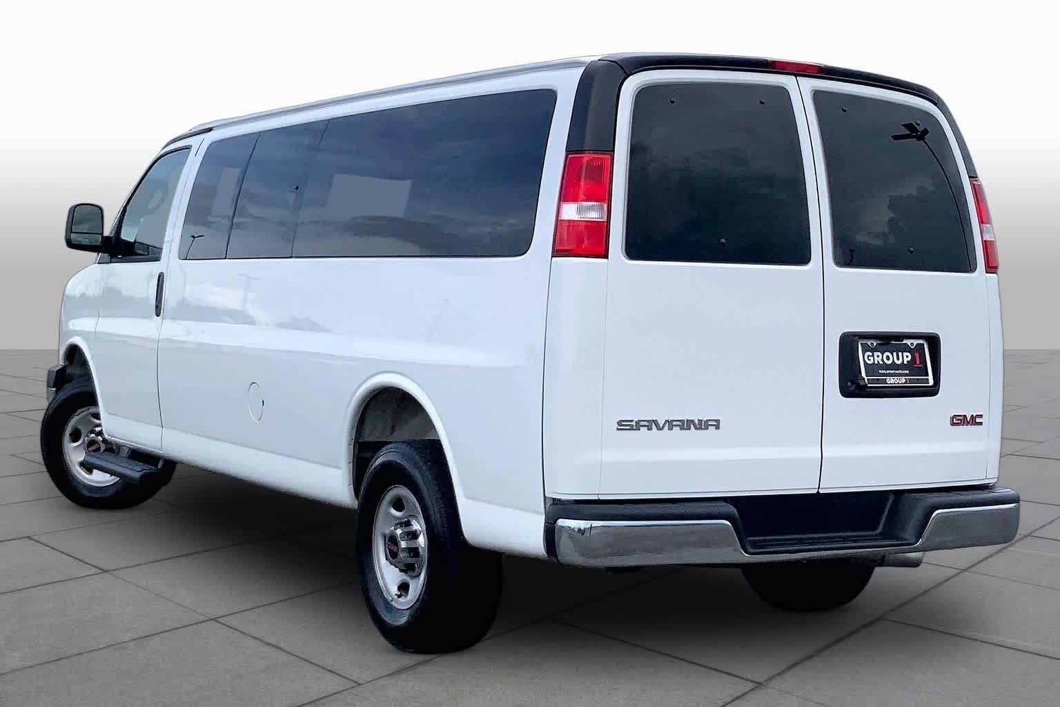 Used 2025 GMC Savana 3500 LT w/ LT Preferred Equipment Group RWD image 12