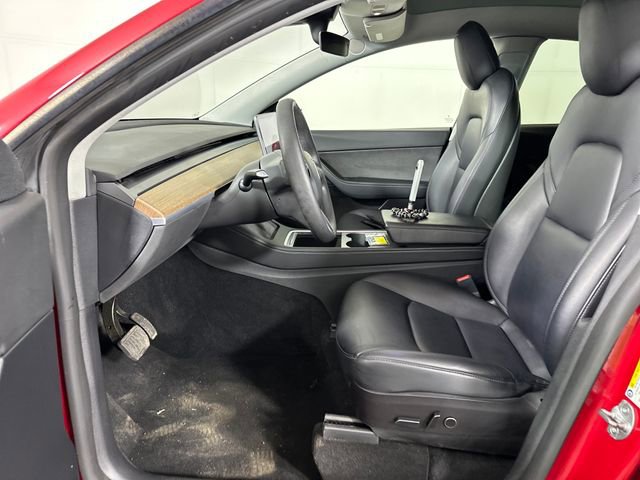 Used 2022 Tesla Model Y Long Range image 12