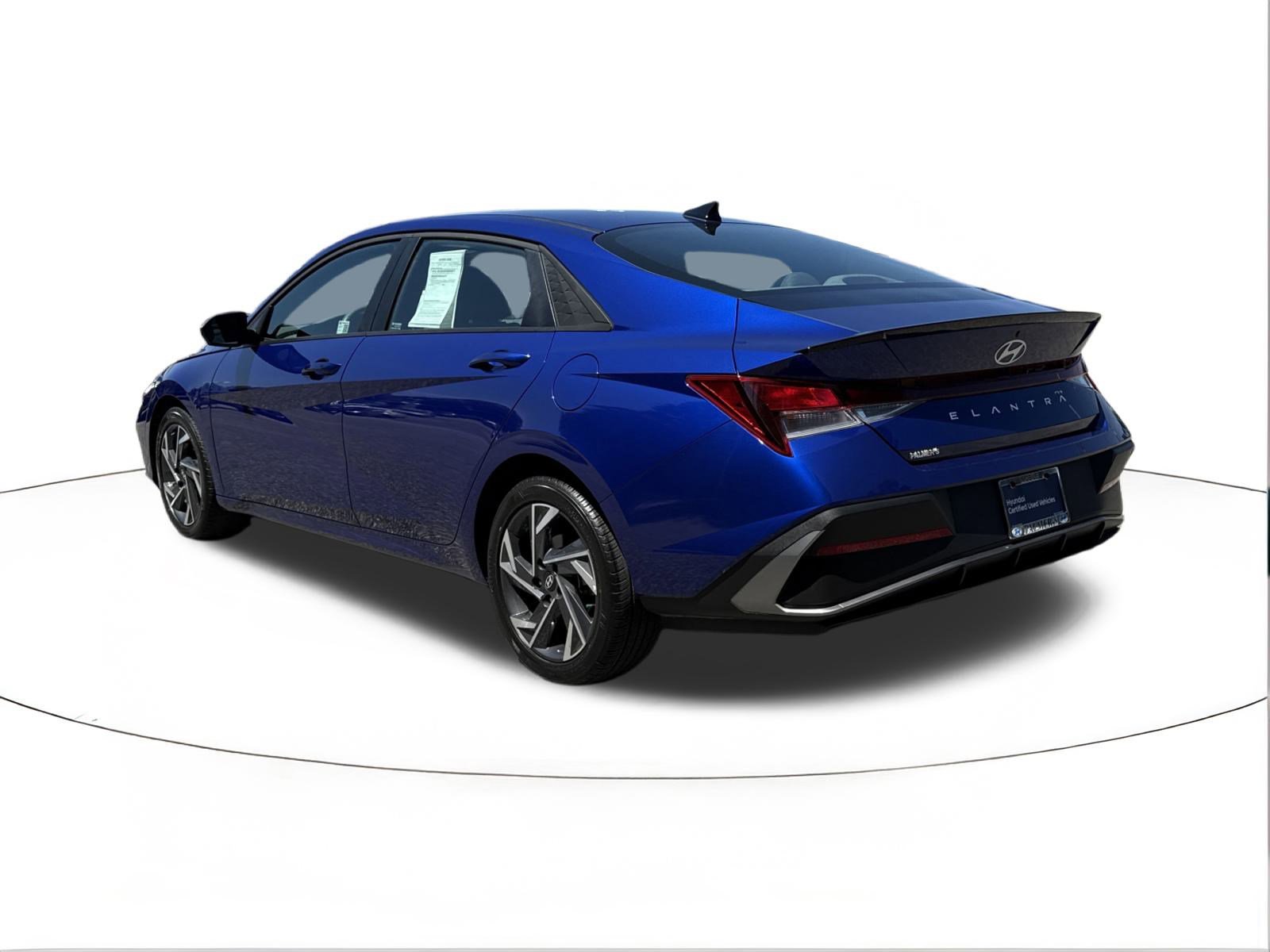 Used 2025 Hyundai Elantra Sport image 5