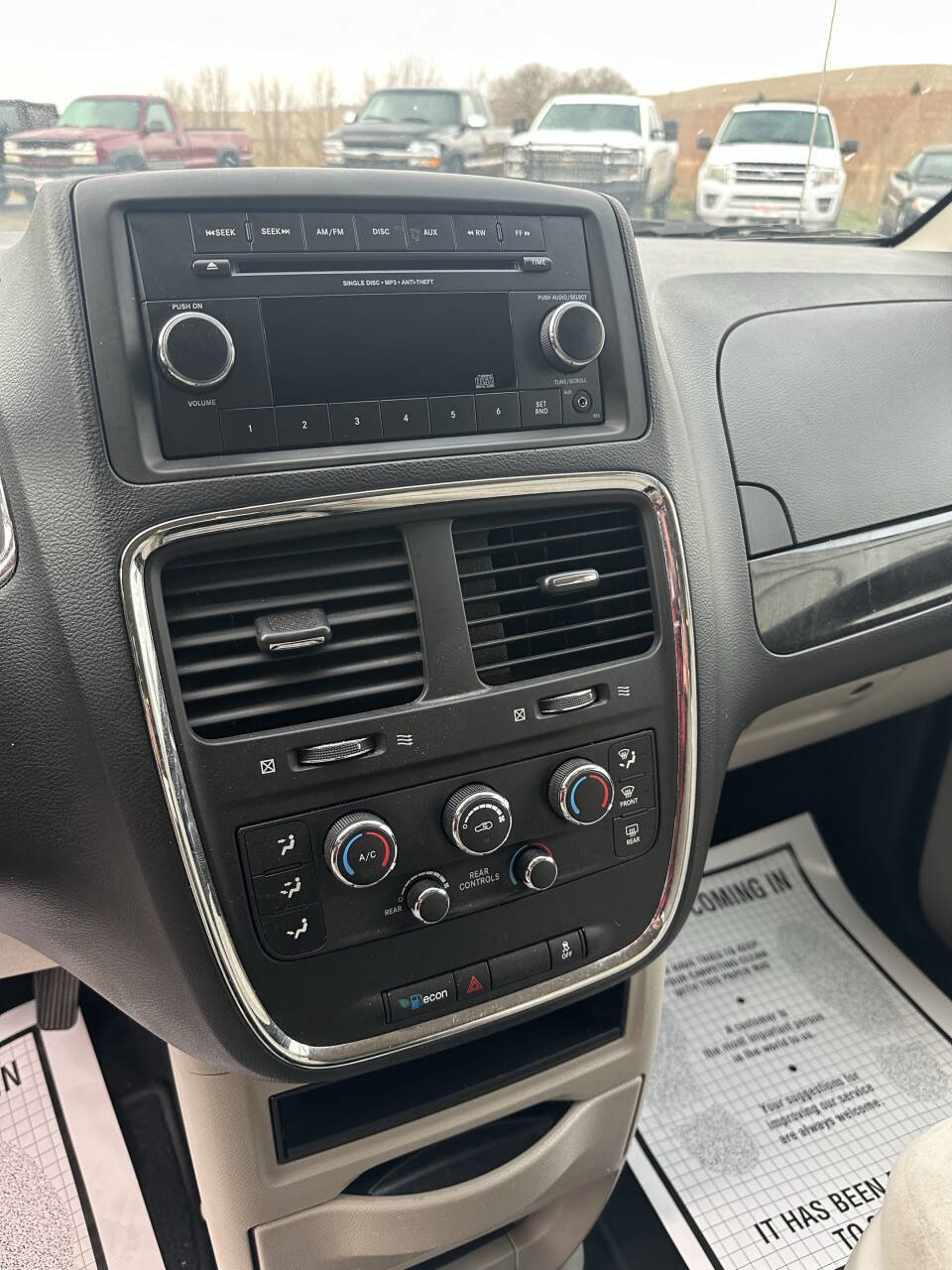 Used 2014 Dodge Grand Caravan SE w/ Quick Order Package 29E SE image 12